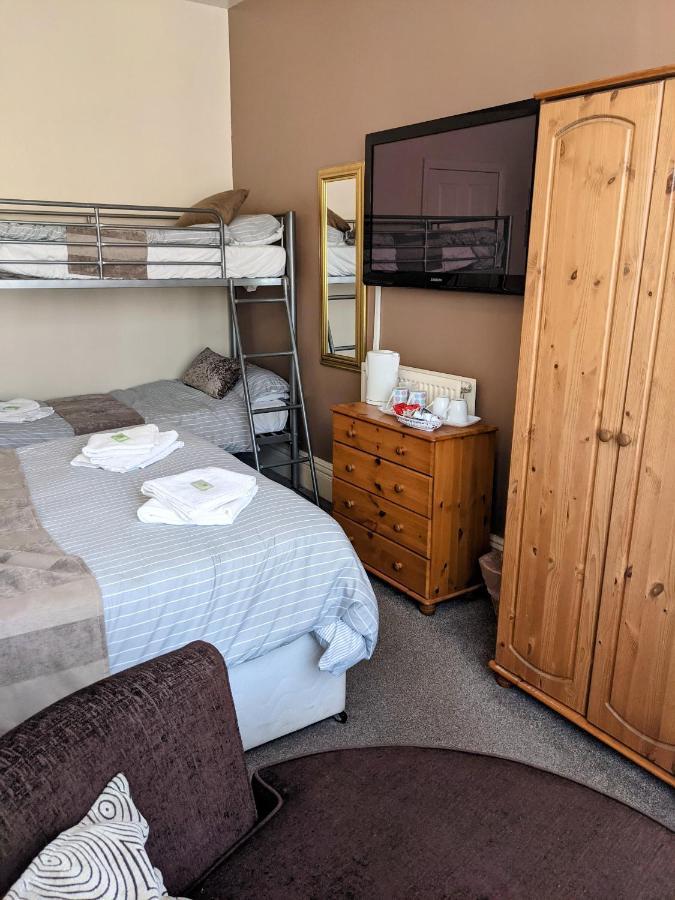 بلاكبول Lyndawn Hotel المظهر الخارجي الصورة