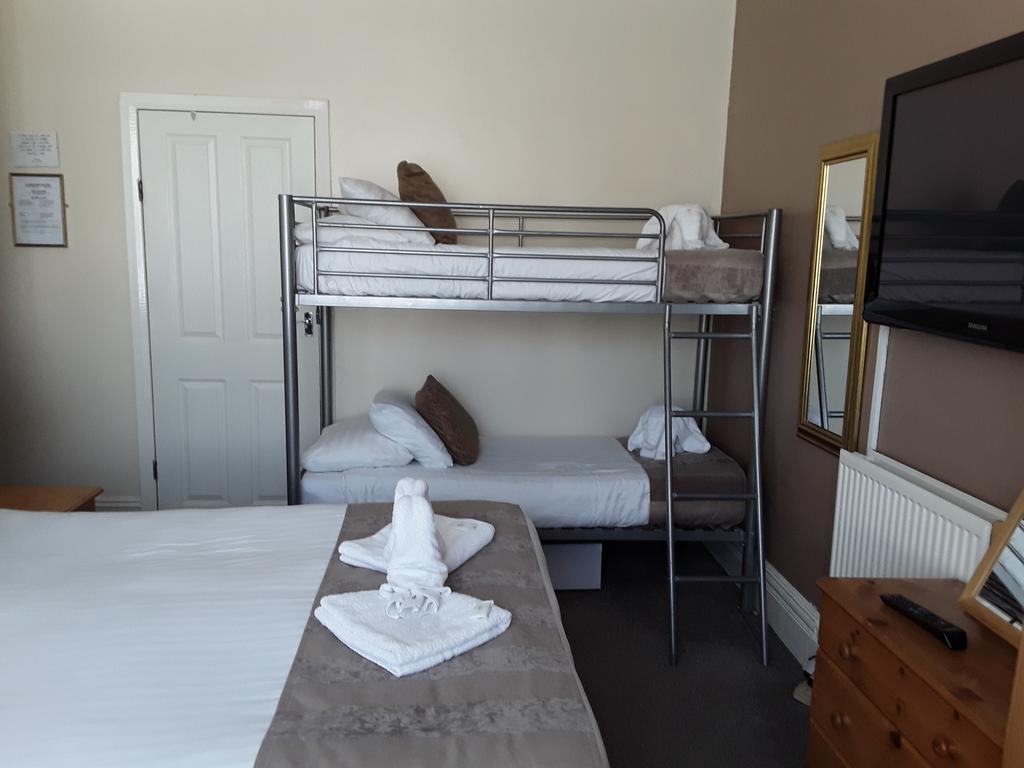 بلاكبول Lyndawn Hotel المظهر الخارجي الصورة